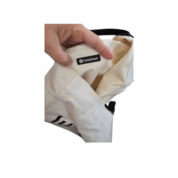 Lululemon Double Handle Canvas Tote Bag 17L‎ - Picture 3 of 5